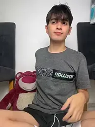 Naim_TheKing webcam model stream image