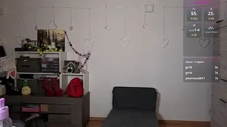 TinniAngel webcam model stream image