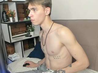 mistralcrush webcam model stream image