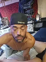 elliot371 webcam stripchat model stream image