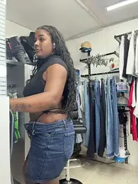 MAREIA_25 webcam model stream image