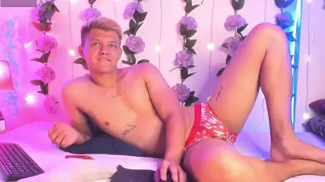 izan_20 webcam stripchat model stream image