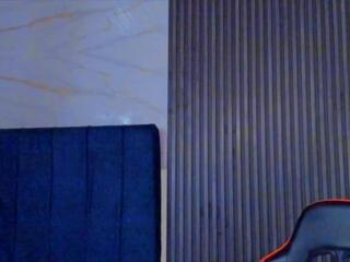 Travis Lewis webcam model stream image