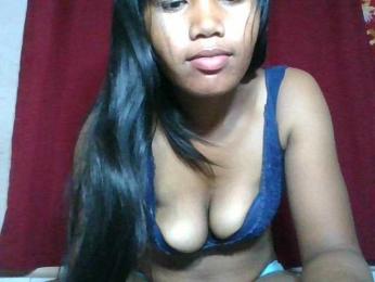 Keziah34 webcam bongacams model stream image