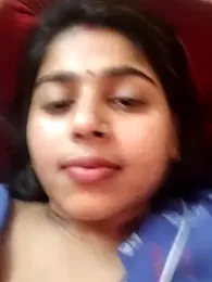 Cute-Simmi69 webcam model stream image