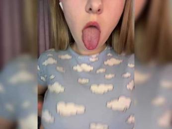 AlinaRay webcam bongacams model stream image