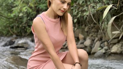 Sara webcam skyprivate model stream image