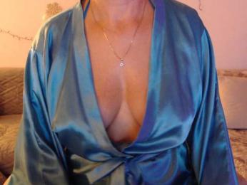 goodSnowQueen webcam model stream image