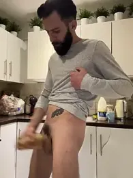 Michel_huge webcam model stream image