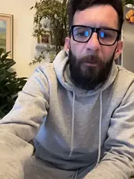 Michel_huge webcam model stream image