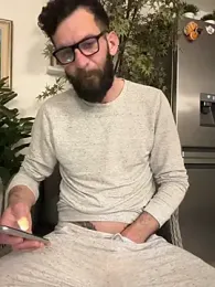 Michel_huge webcam model stream image