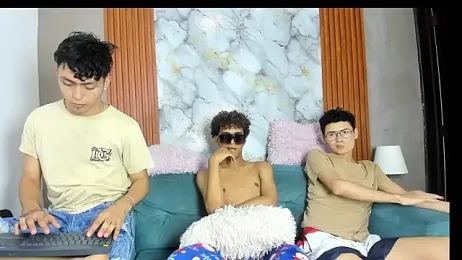 VERY_HOT_GUYS webcam model stream image
