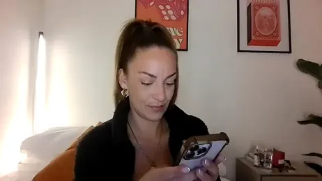 Edenfox- webcam model stream image