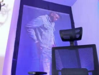 anddy_hugecock webcam chaturbate model stream image