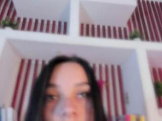 Valentinna Ferrer webcam model stream image