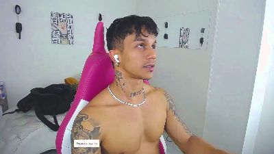 Leonard_Price webcam model stream image
