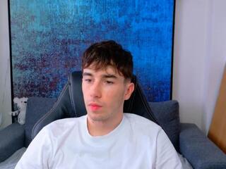 Calvin Brio webcam flirt4free model stream image