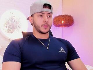 Dylan Crown webcam flirt4free model stream image