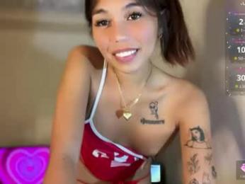 petitegirlx69 webcam chaturbate model stream image