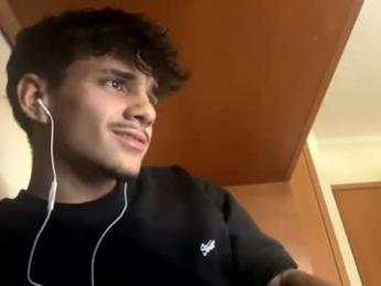 migueltomas34 webcam chaturbate model stream image