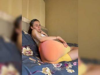 EllieTonee webcam bongacams model stream image