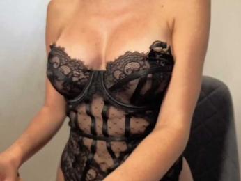 pinabellaa webcam model stream image