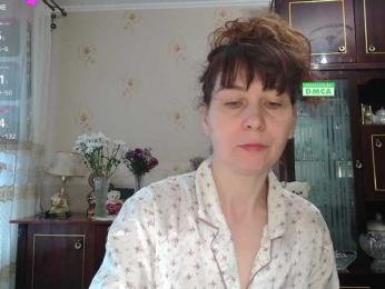 caroliiine webcam model stream image