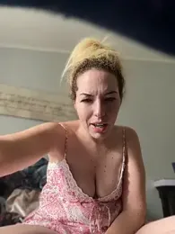 milfymorgan webcam model stream image
