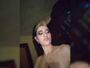 CrazySquirtSiren webcam bongacams model stream image
