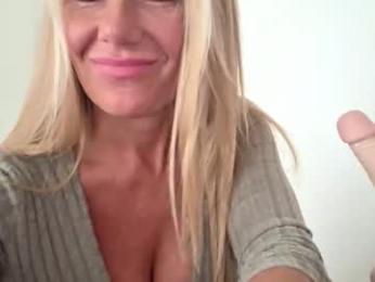 a_luscious_faith webcam model stream image