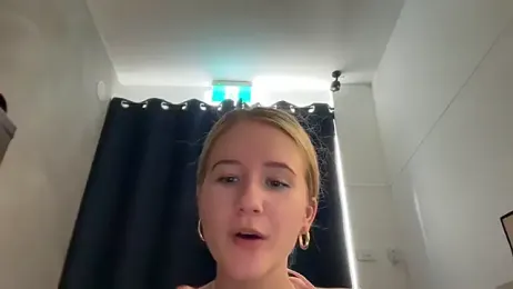 itssosierra webcam stripchat model stream image