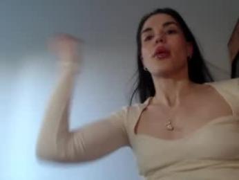 blondyelena webcam model stream image