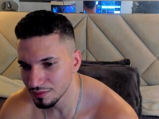 Ryan Ward webcam model stream image
