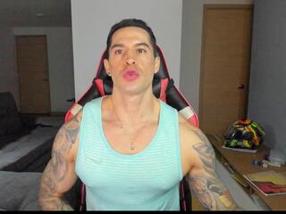 Uxio X webcam flirt4free model stream image