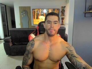 Uxio X webcam flirt4free model stream image