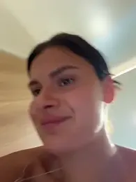 MiraReach webcam stripchat model stream image