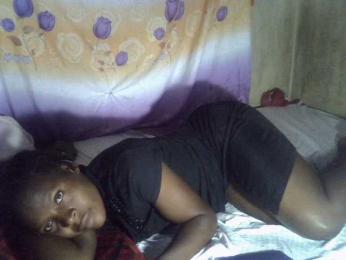 Cute-Viviana webcam model stream image