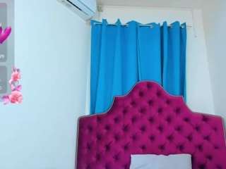 ninadee webcam camsoda model stream image