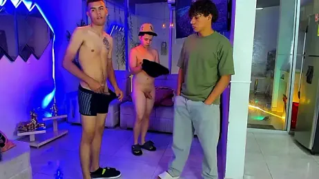 Houseofwarrios webcam model stream image