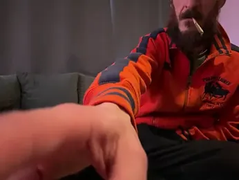IRISHLONGDONG webcam stripchat model stream image