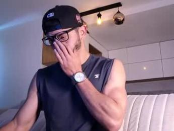 phantom_bigger1 webcam chaturbate model stream image