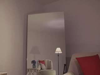 naomisainz webcam preview