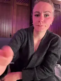 selenaluvv webcam model stream image