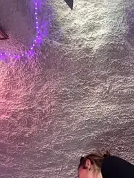 selenaluvv webcam model stream image