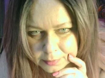 CharleeKendall webcam model stream image