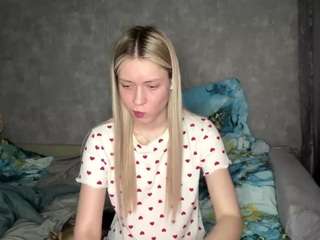 indiramormino webcam camsoda model stream image