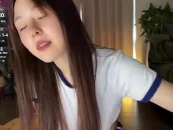 liunana webcam model stream image