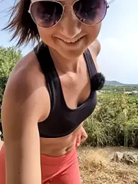Samira-Summer webcam model stream image