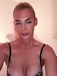 Aria_69 webcam model stream image