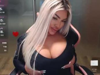 sarahstone_ webcam model stream image